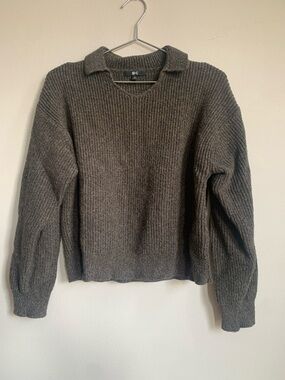 Uniqlo C polo v neck sweater M